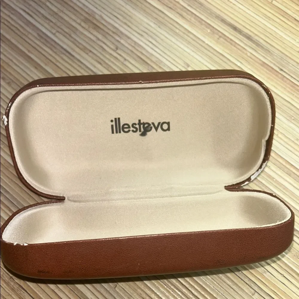 Illesteva Leather Sunglasses Hard Case Tan Brown Sunglasses Glasses